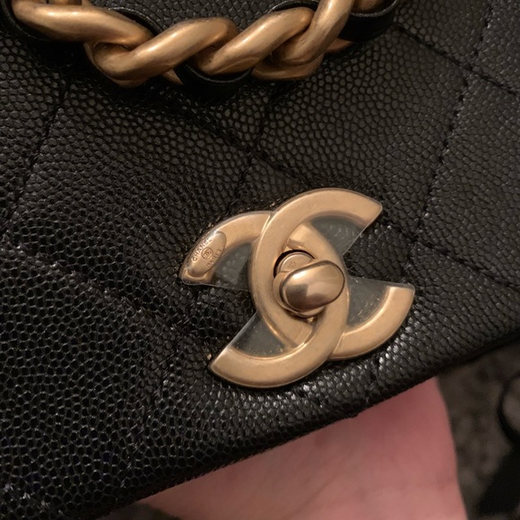 ❌ SOLD ❌Chanel Caviar Fashion Therapy 20A - Picture 4 of 8